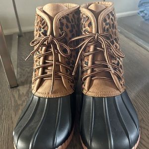 Marley Lilly size 9 boots